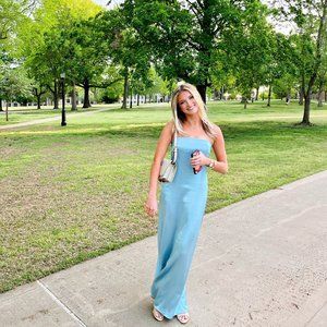 Meet your Posher, Chloe